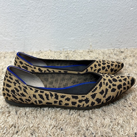 Rothy's “The Point” Desert Cat Cheetah Print Size 7.5 - Picture 4 of 12